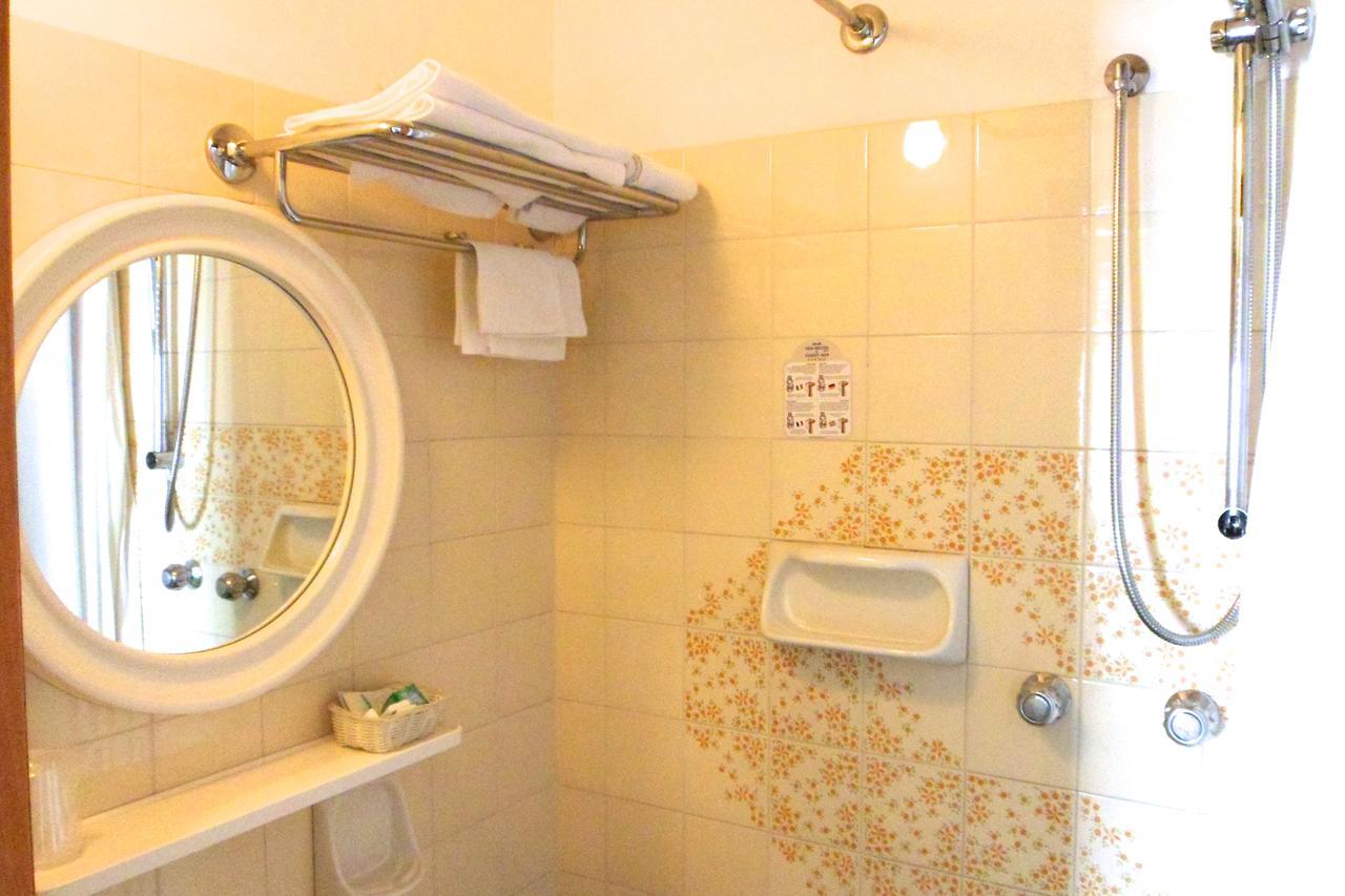 B&B Domus Mea Чезенатико Экстерьер фото